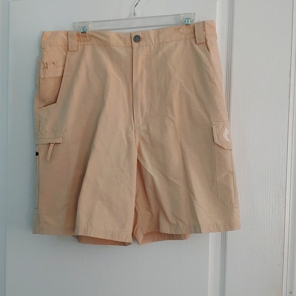 Men's Tan Shorts. Sz. L.